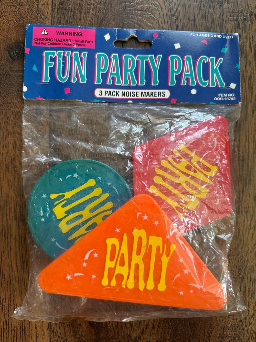 Vintage 1999 Birthday Party Noise Makers Sealed Deadstock